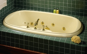 Integral faucet ledge