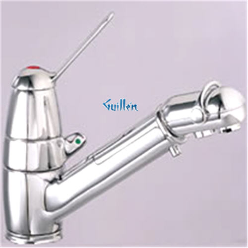 Franke TFS-300; Triflow TFS-300 Series; Pullout with Dual Aerators Spray Head Double Handle Low Style Kitchen Faucet; in Chrome