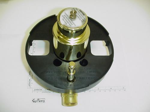 Jacuzzi F924829; Optica; Tub and shower valve with push button diverter; in Bright Brass; Discontinued Product