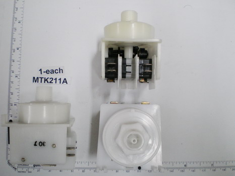 PresAirTrol MTK211A; ; 3-function air switch; in Unfinish